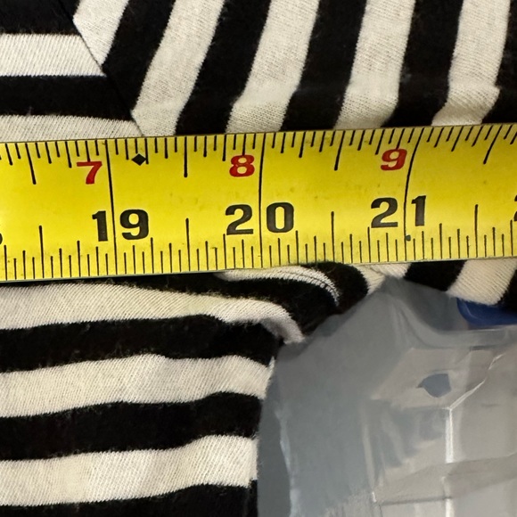 Amuse Society Honey Striped Long Sleeve Cropped Top Shirt Black Off White Large - Picture 15 of 16